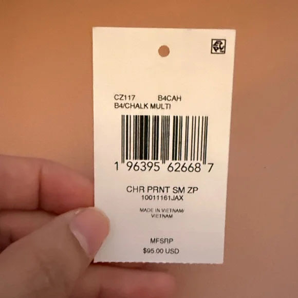 Essential Small Zip-Around Cherry-Print Leather Card Case Wallet - Picture 6 of 6